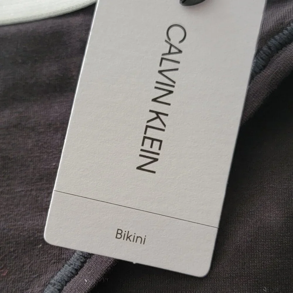 Calvin Klein Modern Cotton bikini panties, featuring a branded waistband